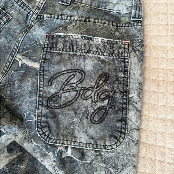 Urban Outfitters Camouflage Baggy Jeans - Picture 2 of 4